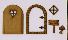 Miniatur Wichteltür Set. 3 D – A fairy lives here