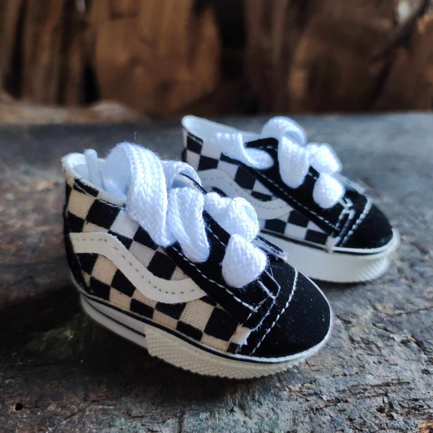 Baeren Schuhe kariert 55mm Bären Turnschuhe mit Schnürsenkeln schwarz-weiß kariert