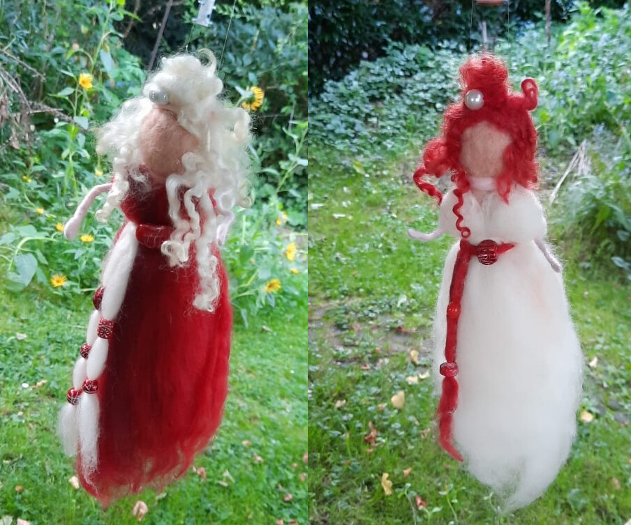 Schneeweißchen und Rosenrot. Feenpaar zum Aufhängen. Im Garten.