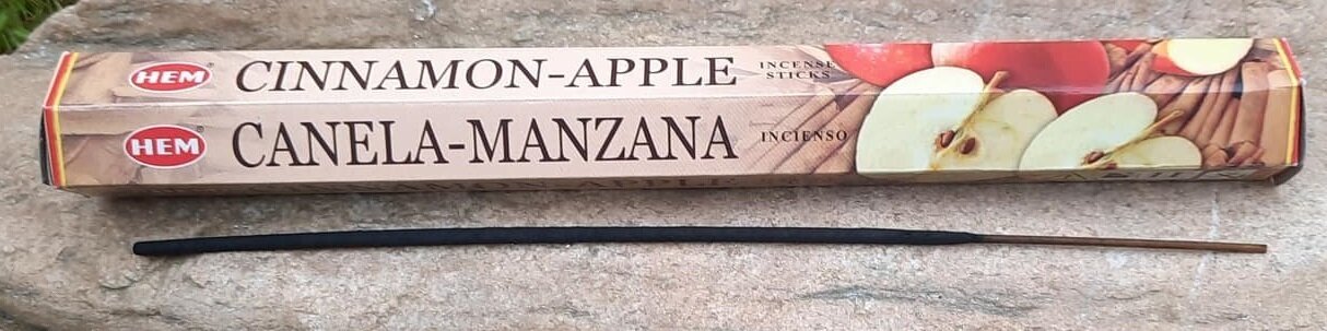 HEM Cinnamon Apfel Raeucherstaebchen