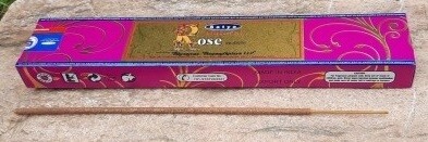 Satya Natural Rose Raeucherstaebchen 15 g Satya Natural Rose Raeucherstaebchen 15 g