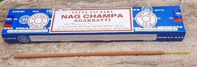 Satya Sai Baba Nag Champa Raeucherstaebchen 15 g Satya Sai Baba Nag Champa Raeucherstaebchen 15 g