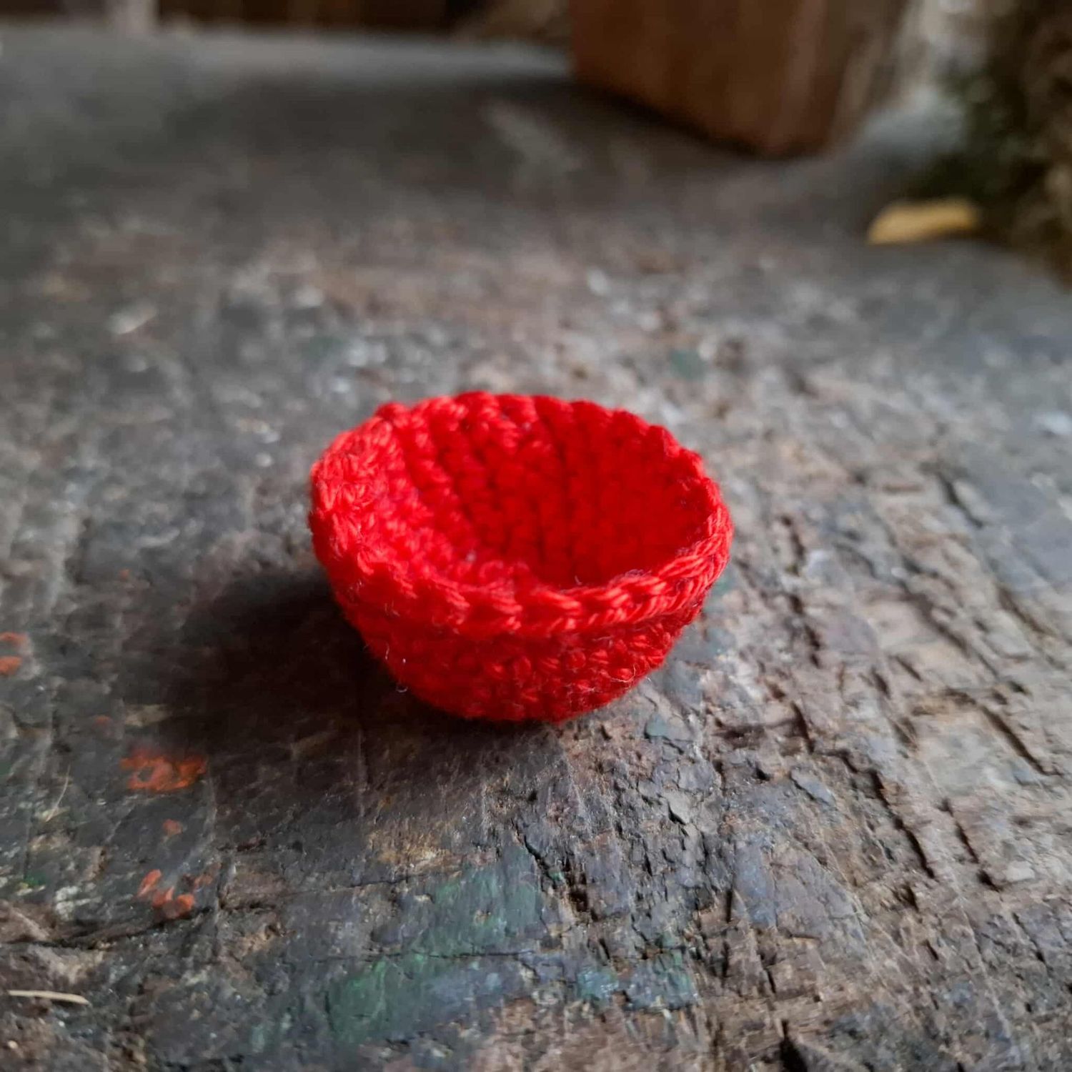 Miniatur Haekelkorb gruen Miniatur Haekelkorb gruen