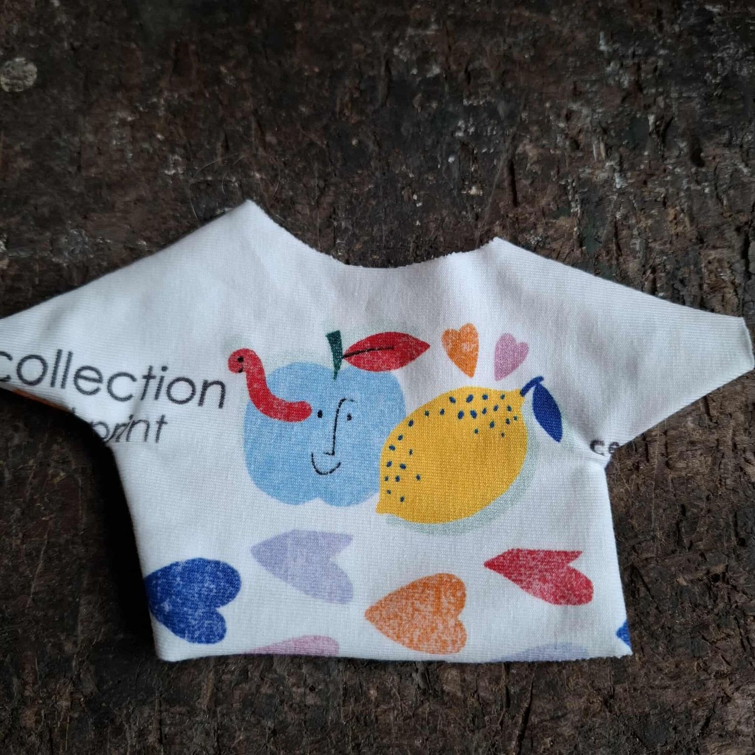 T-Shirt mit Herzen fuer 23 cm Philomena Kloss Baeren T-Shirt mit Herzen fuer 23 cm Philomena Kloss Baeren