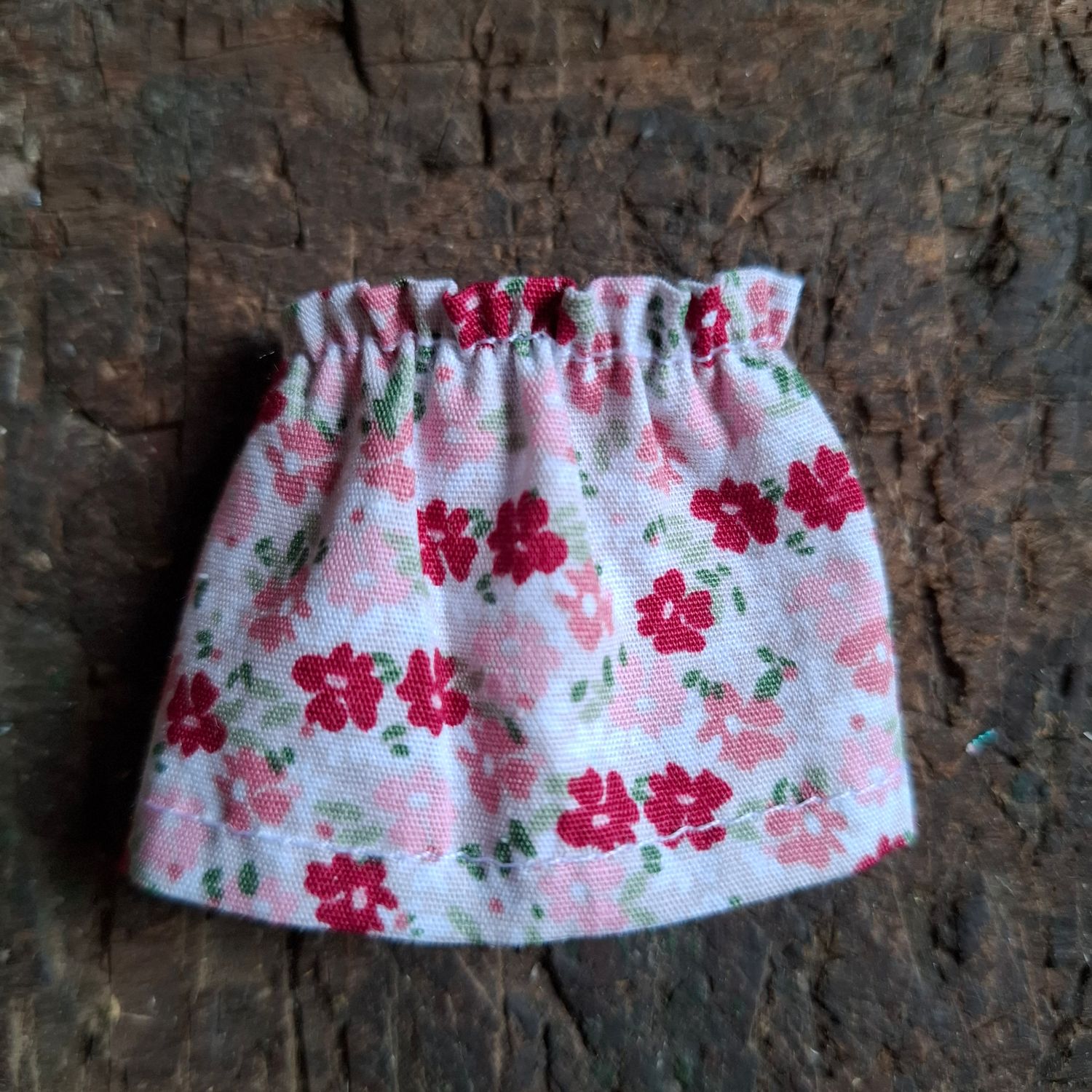 Blumen Rock fuer 13 cm Baby Baeren