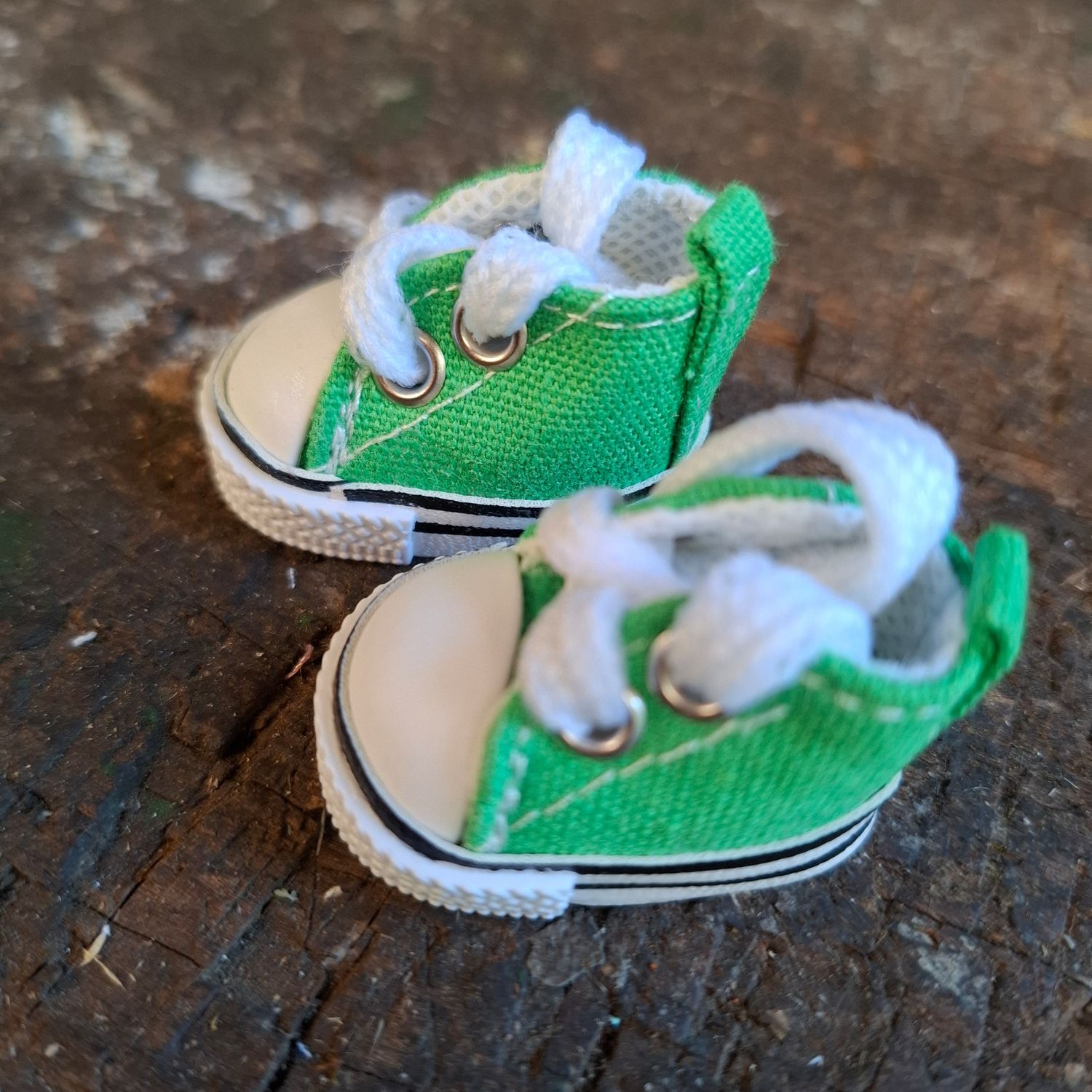 Mini Turnschuhe Gruen 13 cm Baeren Mini Turnschuhe Gruen 13 cm Baeren