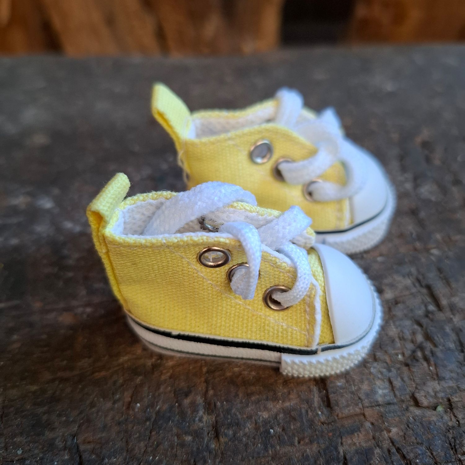 Baeren Turnschuhe Hellgelb 5 cm Baeren Turnschuhe Hellgelb 5 cm