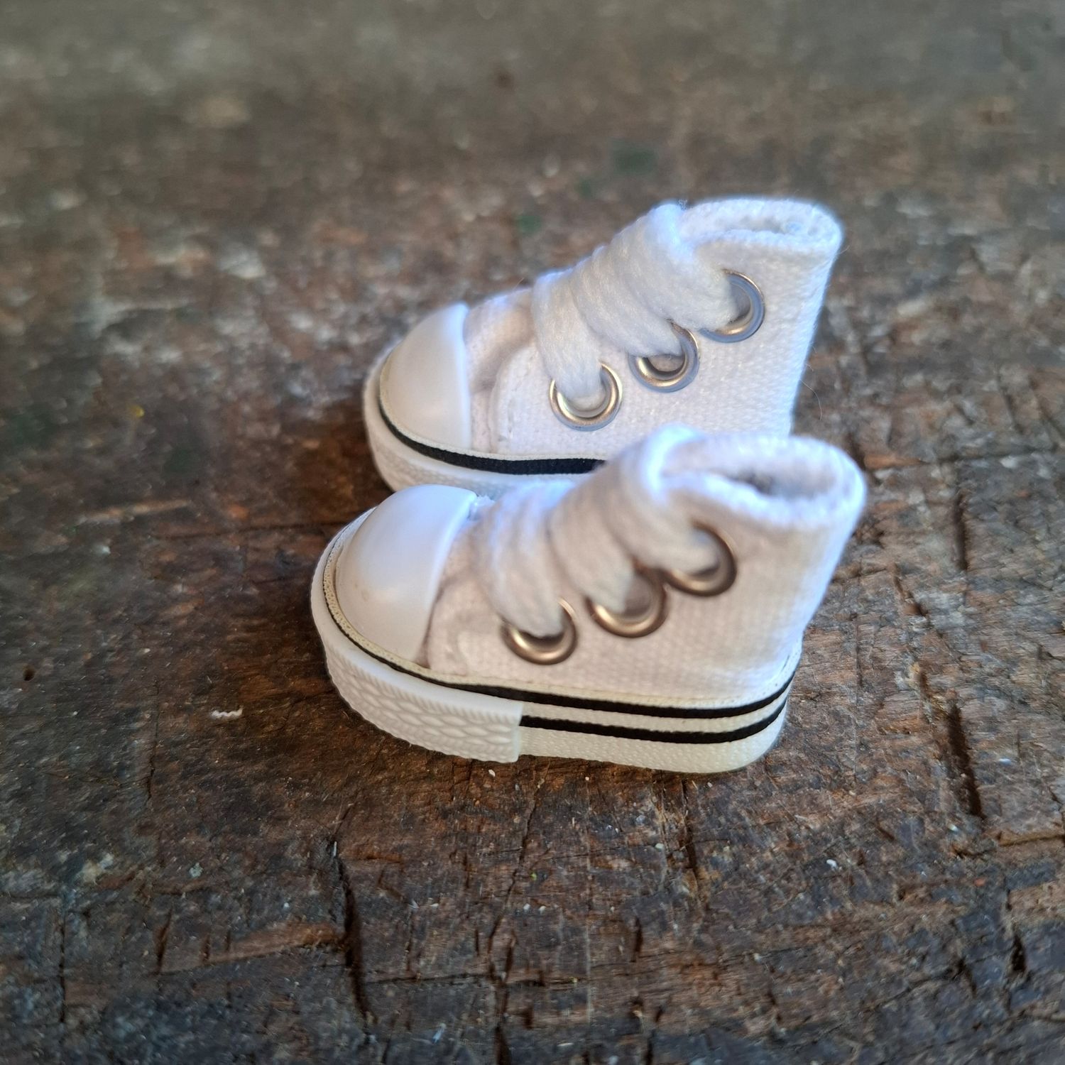Mini Turnschuhe Weiss 35 mm Mini Turnschuhe Weiss 35 mm