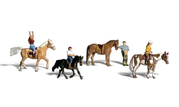 Horseback Riders - N Scale -- pkg(4)