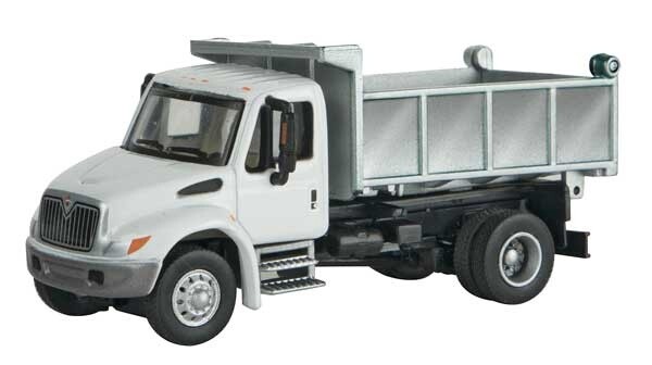 4300 1-Axl Dump