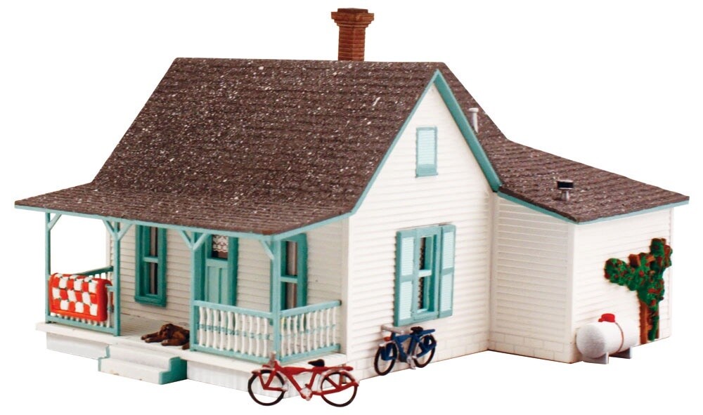 Country Cottage -- Kit - 2-1/32 x 2-29/32"  5.1 x 7.4cm