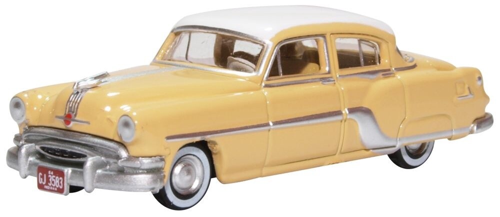 1954 Pontiac Chieftain 4-Door Sedan - Assembled -- Winter White, Maize Yellow