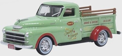 Oxford 1948 Dodge B-1B Pickup Truck - Assembled -- Dans Service Garage (green, red)