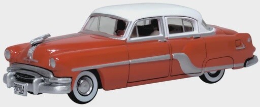 Oxford - 1954 Pontiac Chieftain 4-Door Sedan - Assembled -- Coral Red, Winter White