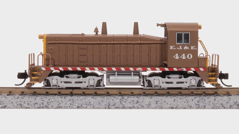 N Scale EJ&amp;E NW2 PARAGON 4 DCC / SOUND, Road Name: 438