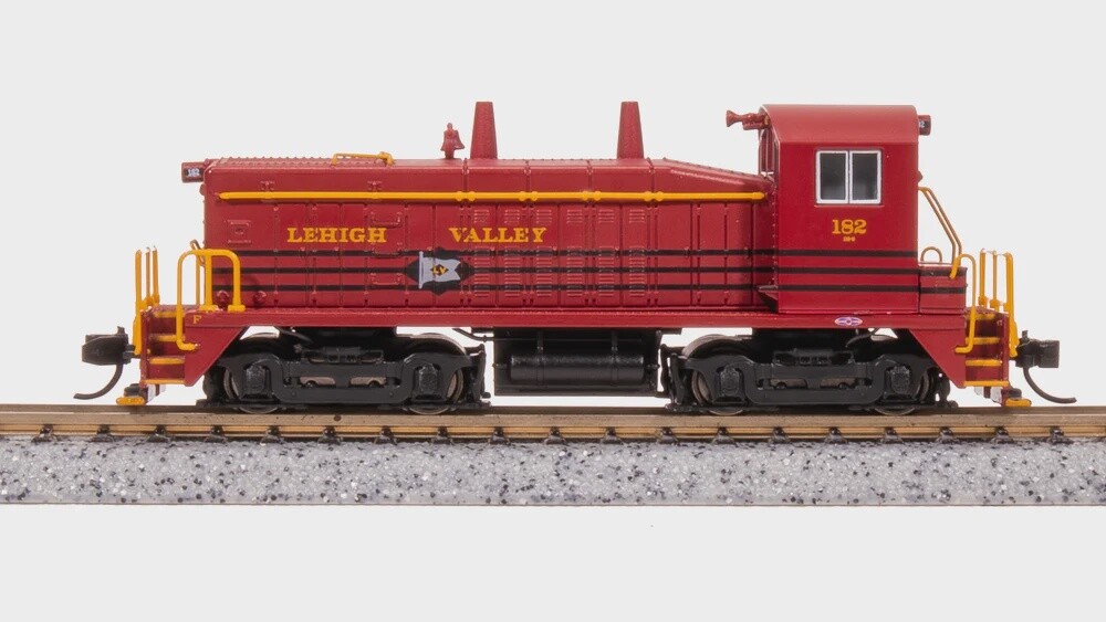 N Scale LV NW2 PARAGON 4 DCC / SOUND, Road Name: 182