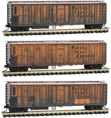 51&#39; Rib-Side Mechanical Reefer 3-Pack - Pacific Fruit Express 302201, 302091, 301331 (Weathered,)