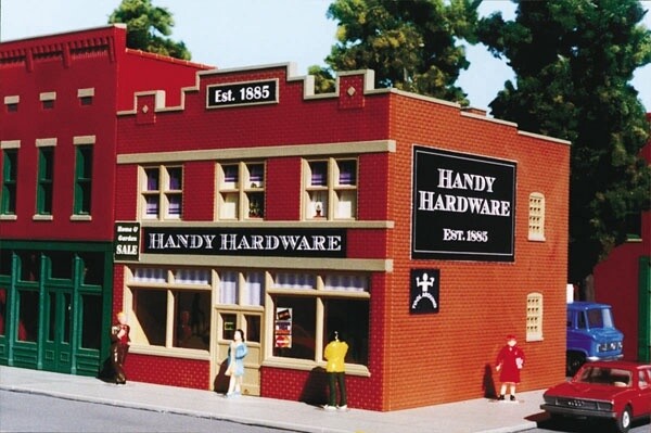 HO HARDWARE STORE KIT