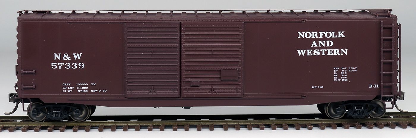 InterMountain HO 50&#39; Double Door Boxcar - N&amp;W