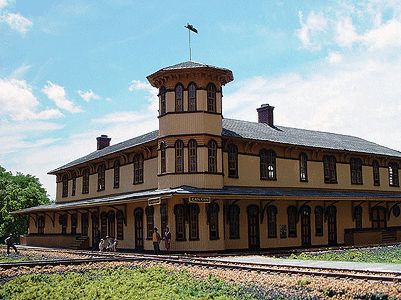 Laser-Art Wood Structure Kits -- Canaan Union Station 22 x 20 x 7&quot; 55.9 x 50.8 x 17.8cm