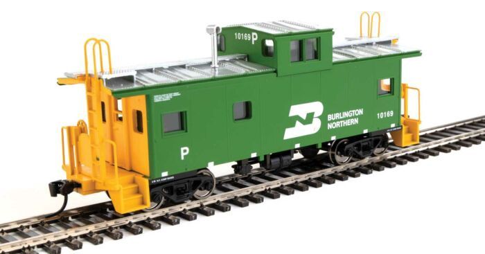 Walthers - International Wide-Vision Caboose - Ready to Run -- Burlington Northern #10169