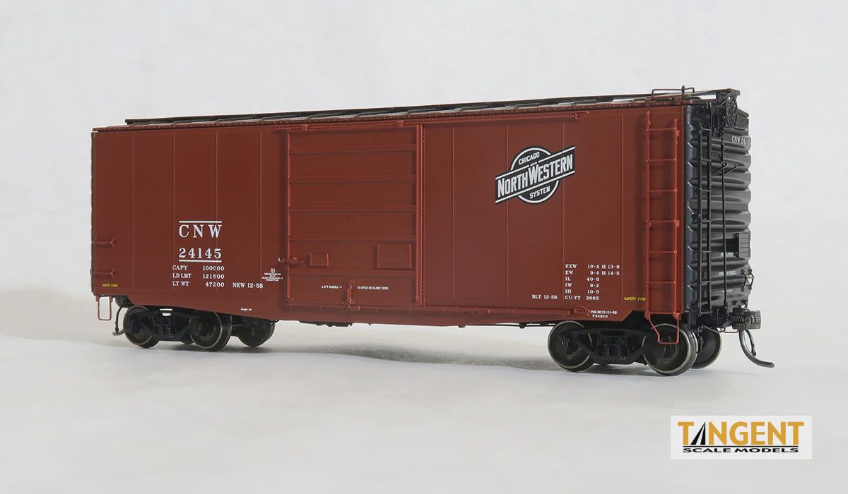 Pre-Owned, Like New-Tangent Scale Models-HO Scale 40&#39; PS-1 9&#39; Door Boxcar Chicago NorthWestern CNW
