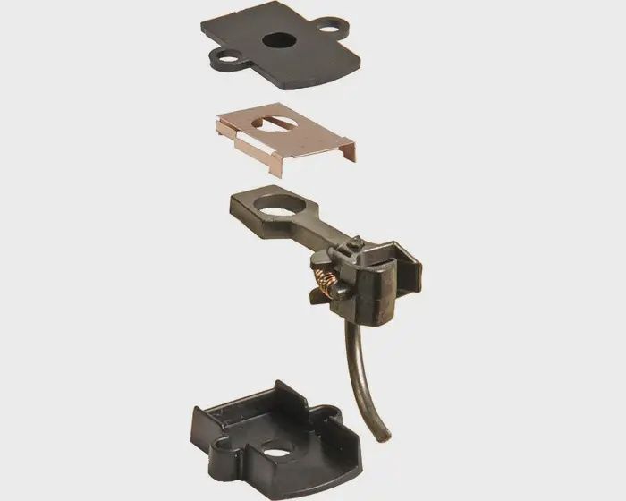 Kadee-HO Scale 20-Series Plastic Couplers with Gearboxes - Short (1/4&quot;) Overset Shank