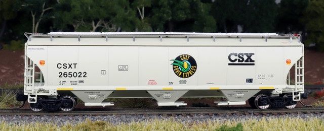 InterMountain - Trinity 5161 Cu. Ft. 3 Bay Covered Hopper CSX (CSXT)