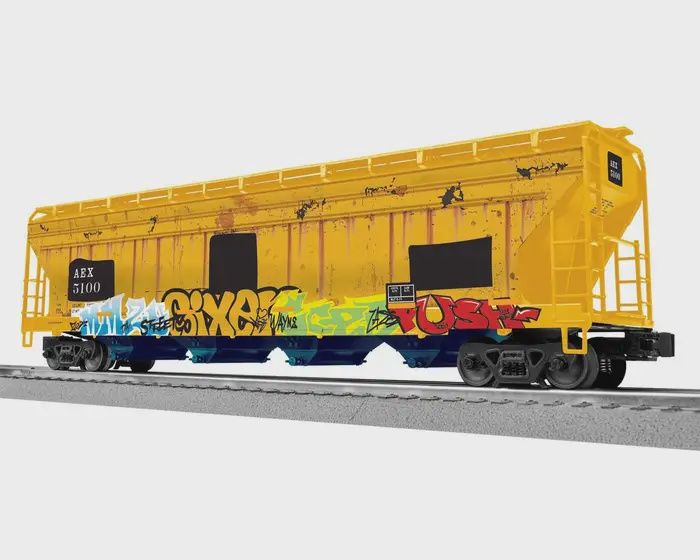 Lionel 2542150 O AEX Graffiti 4-Bay Centerflow #5100, Weathered w/Graffiti