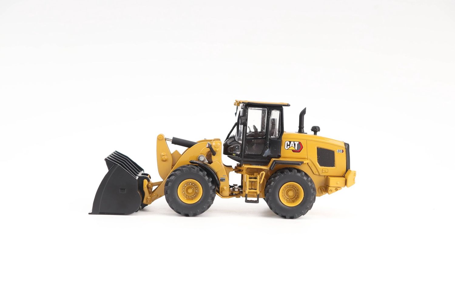 Diecast Masters - 1:50 Cat 938 Wheel Loader