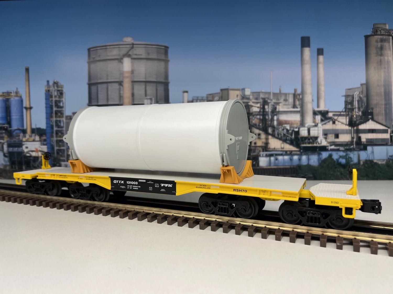 Lionel 2526210 - TTX Heavy Duty Flatcar #131003