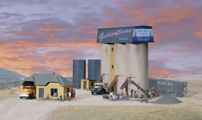 WALTHERS 933-3087 GOLDEN FLAME FUEL CO.