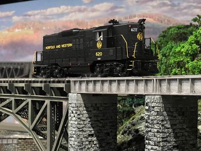 O Scale