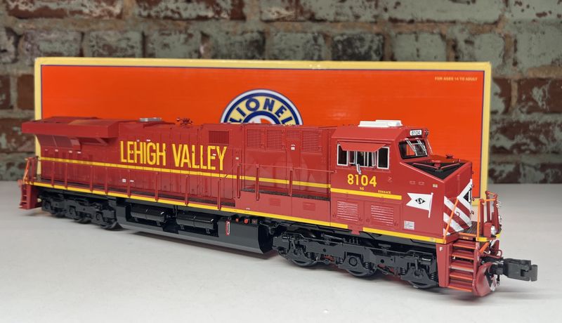 Pre-Owned Lionel 6-38951 LEHIGH VALLEY NS HERITAGE LEGACY ES44AC DIESEL #8104