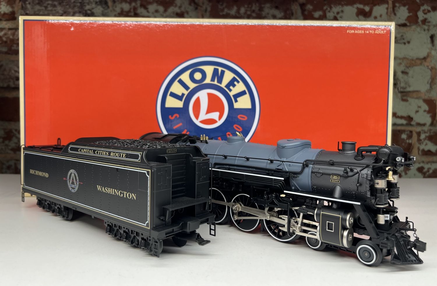 PRE-OWNED LIONEL 2431190 O RF&amp;P F19 PACIFIC W/LEGACY #350