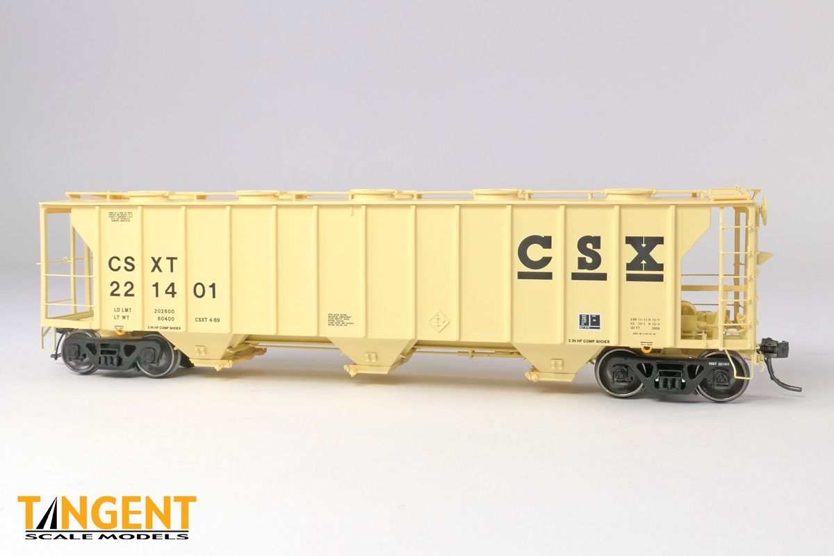 Tangent 35161 -- CSX Pullman-Standard PS-2 2929CuFt Covered Hopper, Road Number: 221100