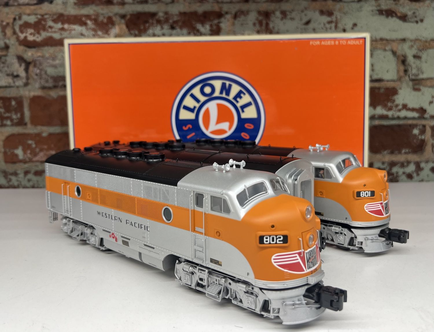 PRE-OWNED LIONEL 6-14568 F3AA/F3B WESTERN PACIFIC