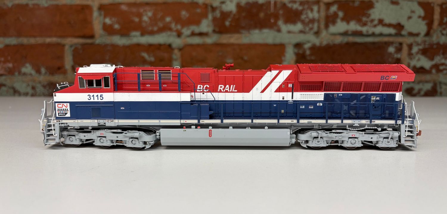 Pre-Owned Scaletrains Rivet Counter SXT33185 ET44AC CN BCR Heritage #3115 DCC &amp; Sound