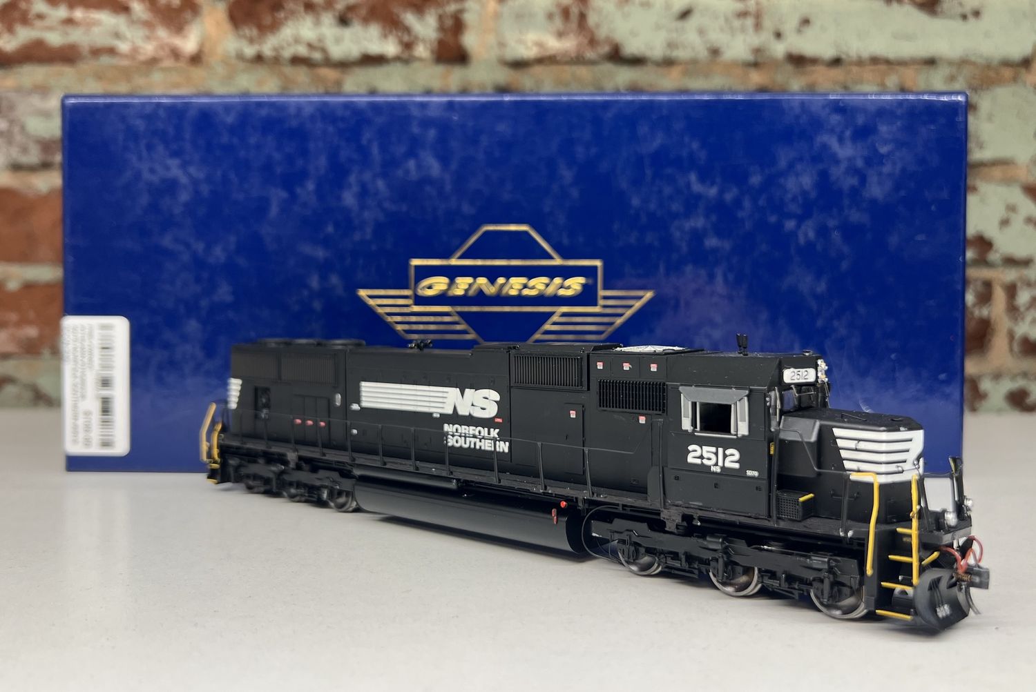 PRE-OWNED ATHEARN ATHG69236 SD70 NORFOLK SOUTHERN #2512 DCCN-SND