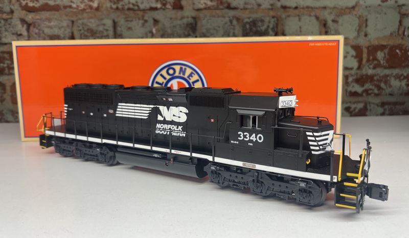 PRE-OWNED LIONEL 6-28257 NORFOLK SOUTHERN SD40-2 LOCOMOTIVE