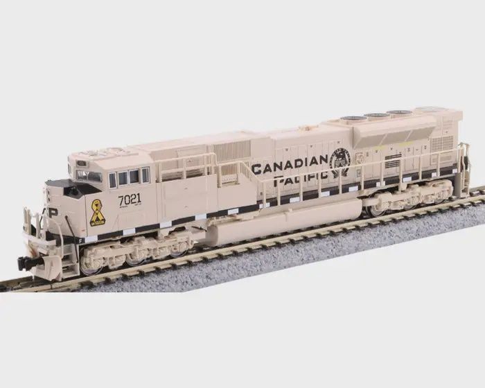 Kato 176-8542 N SD70ACU CP Military Heritage #7021 (BIEGE)