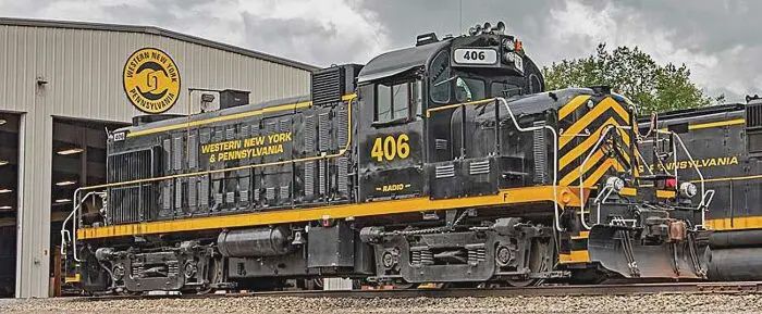 Bowser 25374 - Alco D&amp;H RS3m Chop Nose - LokSound 5 &amp; DCC -- Western New York &amp; Pennsylvania #406 (black, yellow)