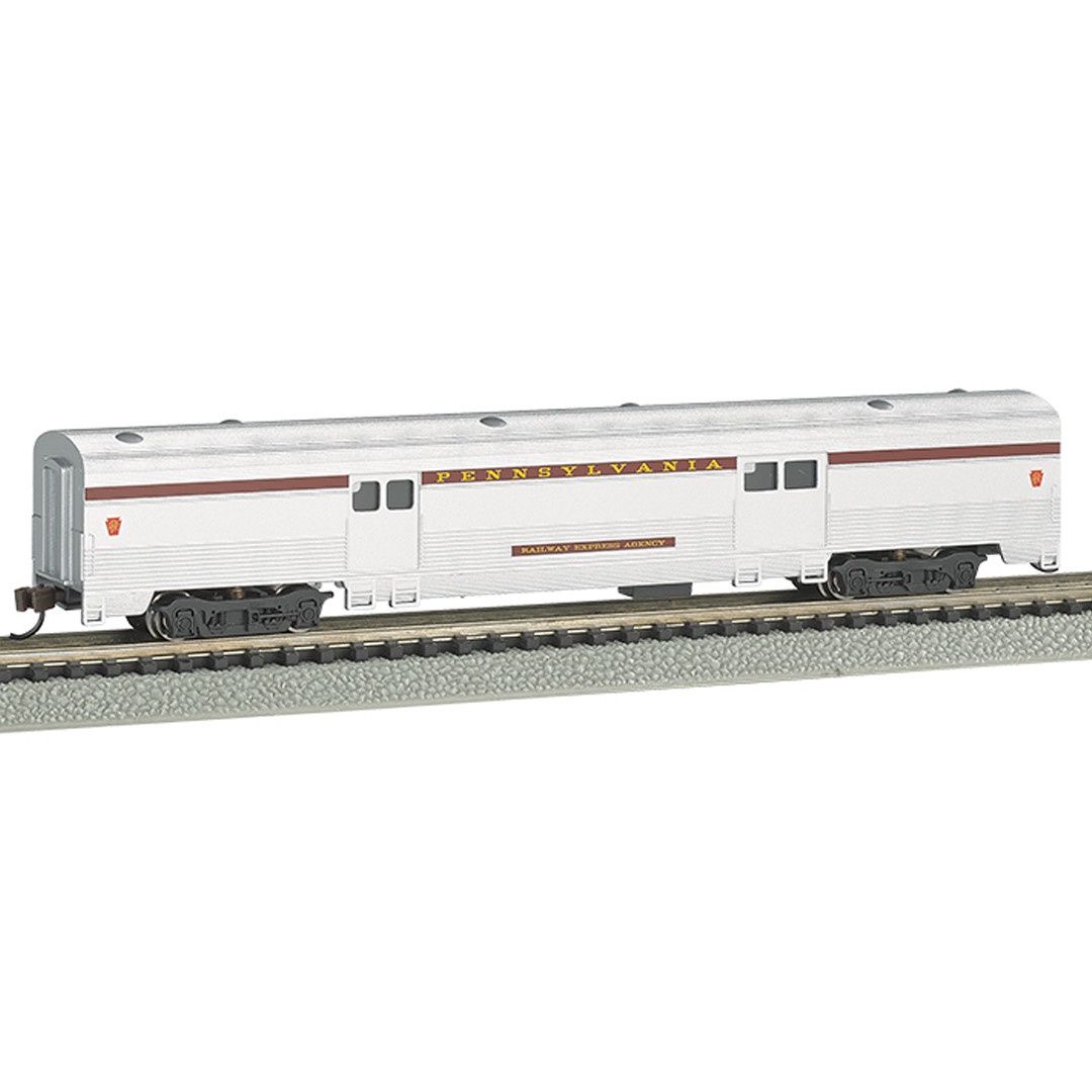 Bachmann 14652 PRR 72' Streamlined Fluted 2 Door Baggage Car Silver with Tuscan Stripe N SCALE