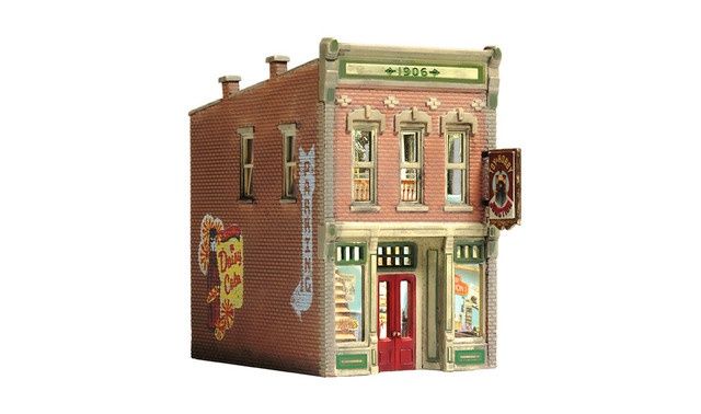 Woodland Scenics BR4960 - Toy &amp; Hobby Junction - Built &amp; Ready Landmark Structure - N Scale