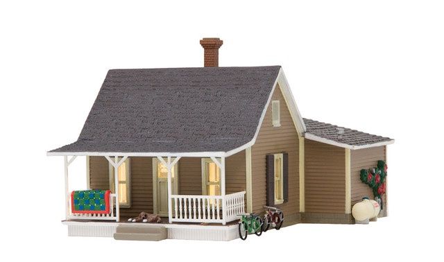 Woodland Scenics BR4926 - Granny's House - Built &amp; Ready Landmark Structure - N Scale