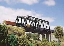 Walthers Cornerstone Part # 933-3242 Double-Track Truss Bridge -- Kit - 10 x 2-3/4 x 2-3/4" 25 x 6.8 x 6.8cm