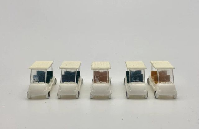 Rock Island Hobby 032110 - Golf Carts 5 pcs - HO Scale
