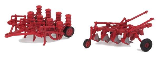 Walthers SceneMaster 949-4162 - Farm Plow and Planter - Red - HO Scale