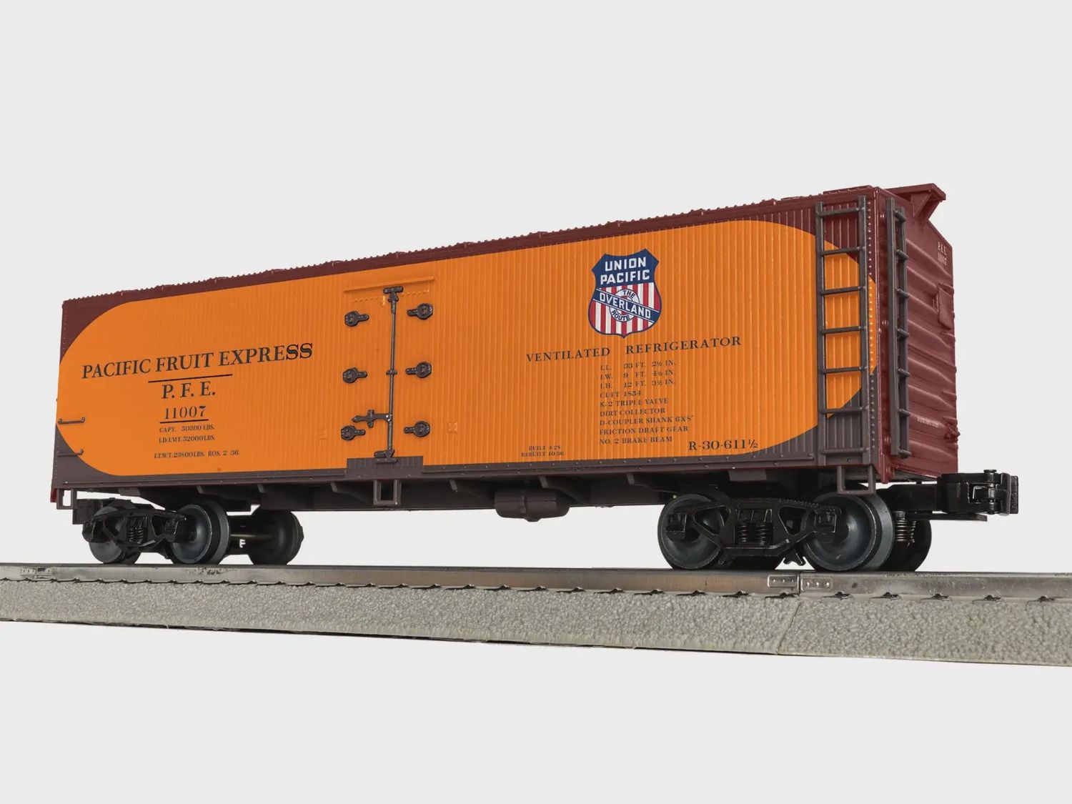 Lionel 2642361 - Pacific Fruit Express Woodside Reefer #11007
