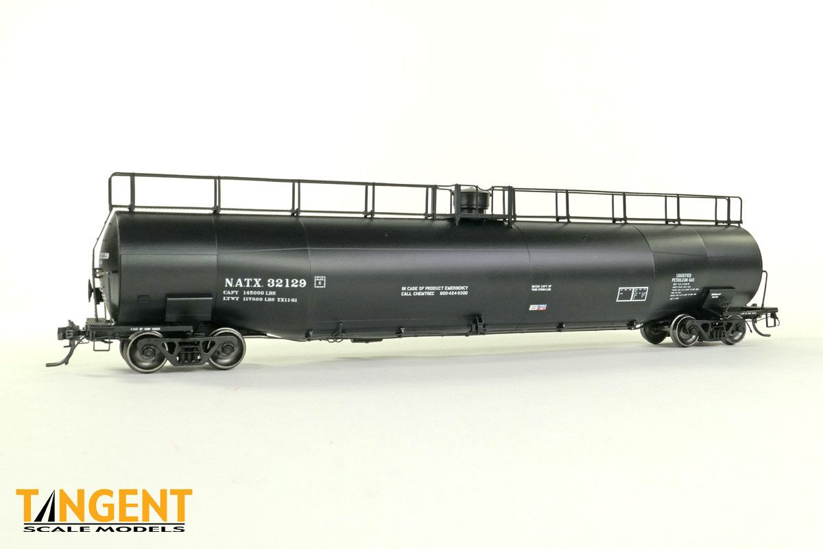 Tangent 31220 - NATX Black Lease 1981 NACC 1979+ Jacketed 33,000 Gallon Dual Diameter Insulated LPG Tank Car, Road Number: 32125